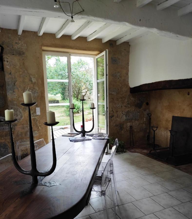 Bed and Breakfast Le Logis du Pradet à Moncrabeau Extérieur photo